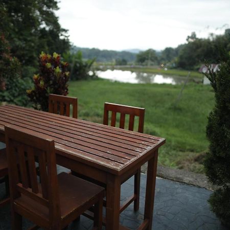 Mama Tia Family Homestay Rantepao Exteriör bild
