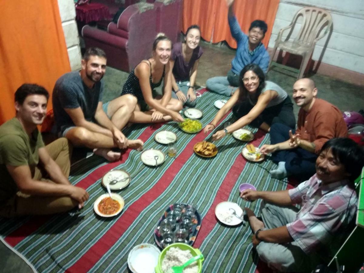 Mama Tia Family Homestay Rantepao Exteriör bild
