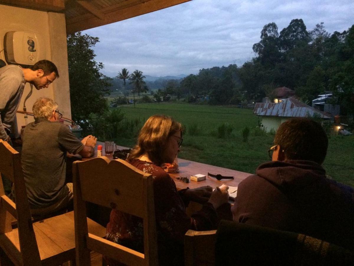Mama Tia Family Homestay Rantepao Exteriör bild